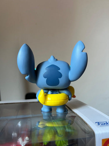 Funko Pop! Disney - Stitch Con Salvavidas De Pato
