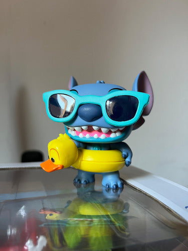 Funko Pop! Disney - Stitch Con Salvavidas De Pato